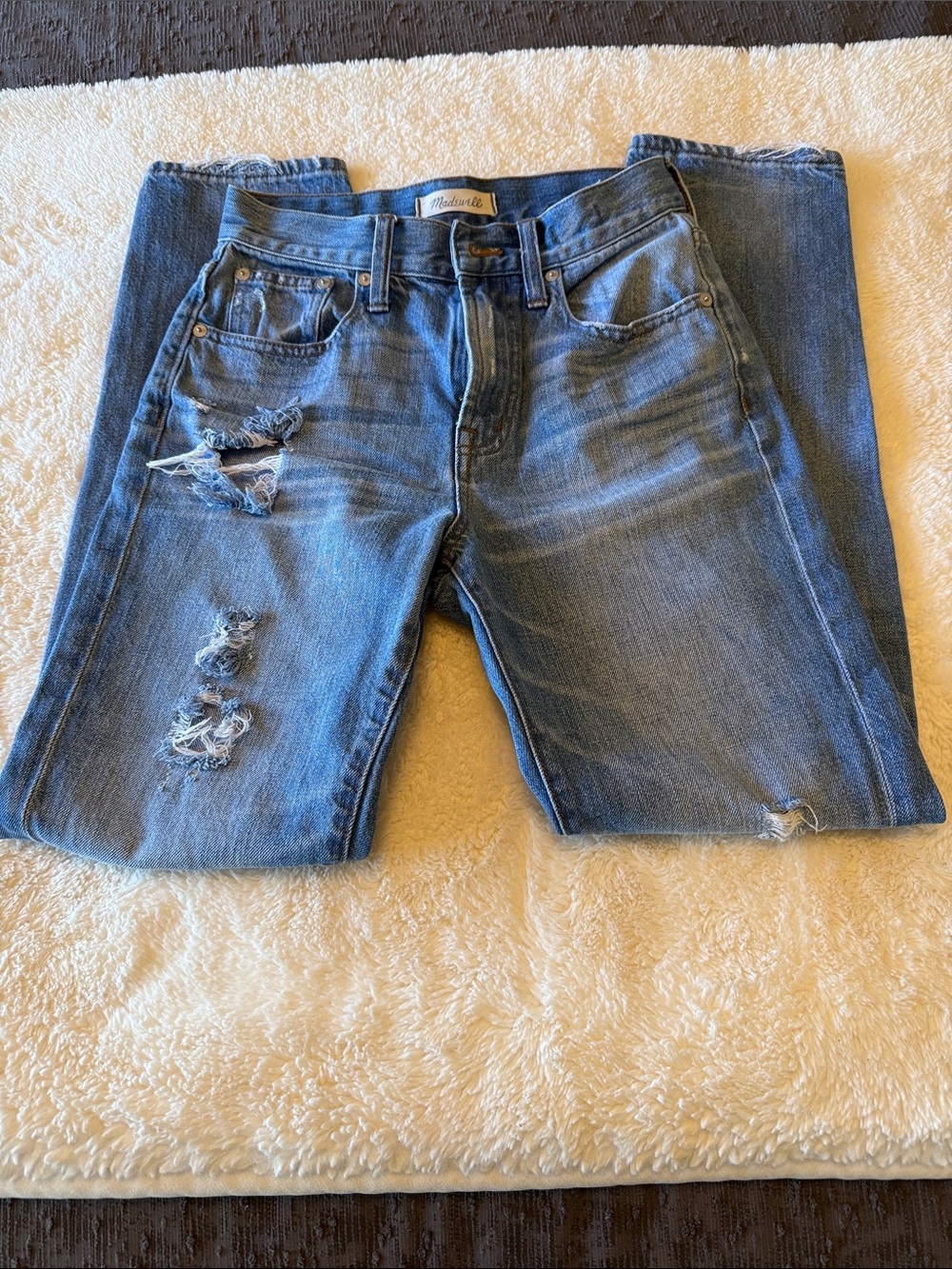 Madewell Light Blue Distressed Women's Straight-Leg Jeans